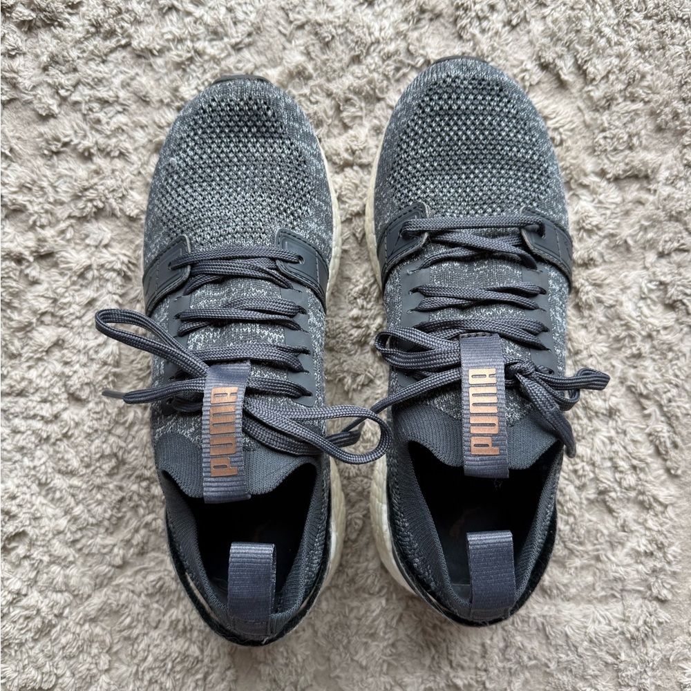 Puma Women's Black Knit Athletic Shoes